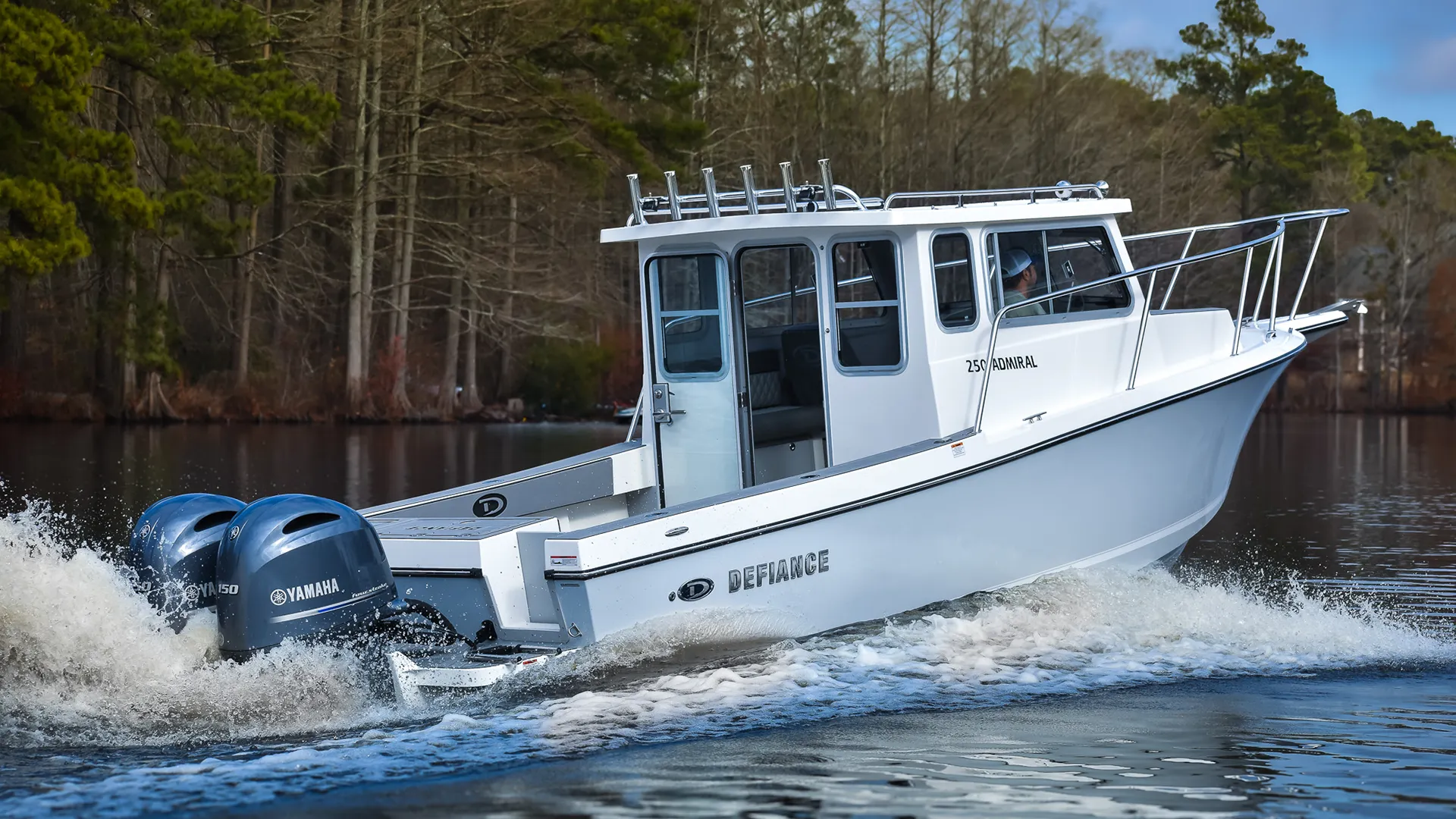 Defiance 250 Admiral sportfishing boat